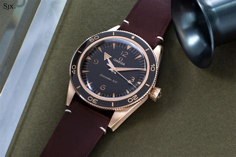 omega seamaster 300 bronze gold.